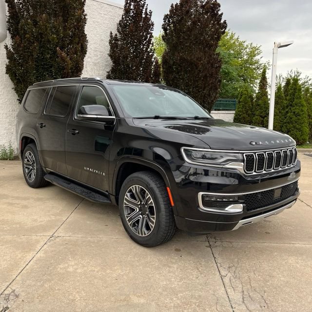 Used 2024 Jeep Wagoneer Series II AWD/4WD image 6