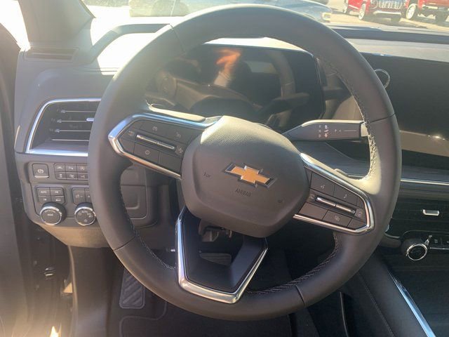 Used 2026 Chevrolet Tahoe LS AWD/4WD image 8