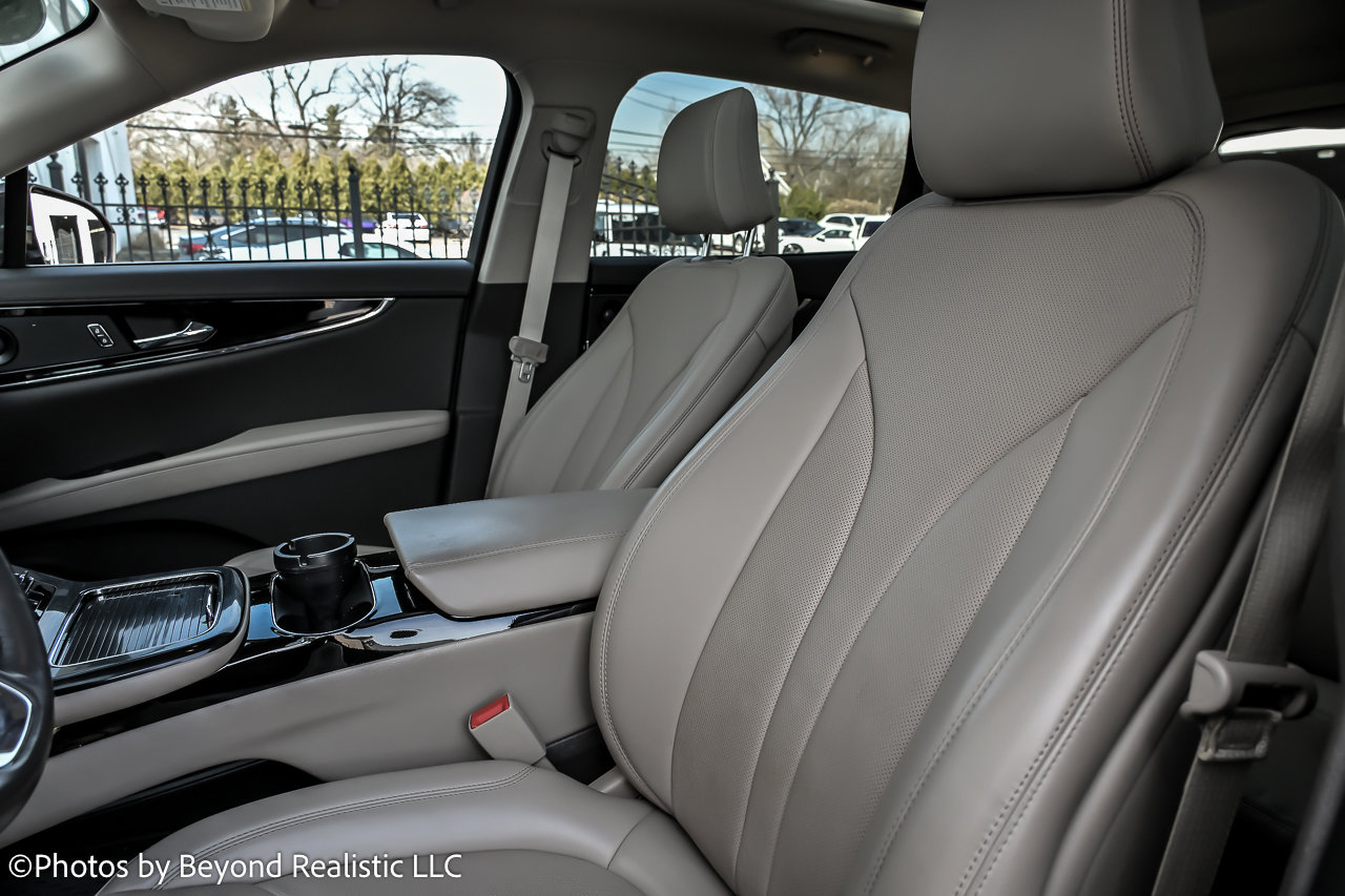 Used 2021 Lincoln Nautilus Reserve image 20