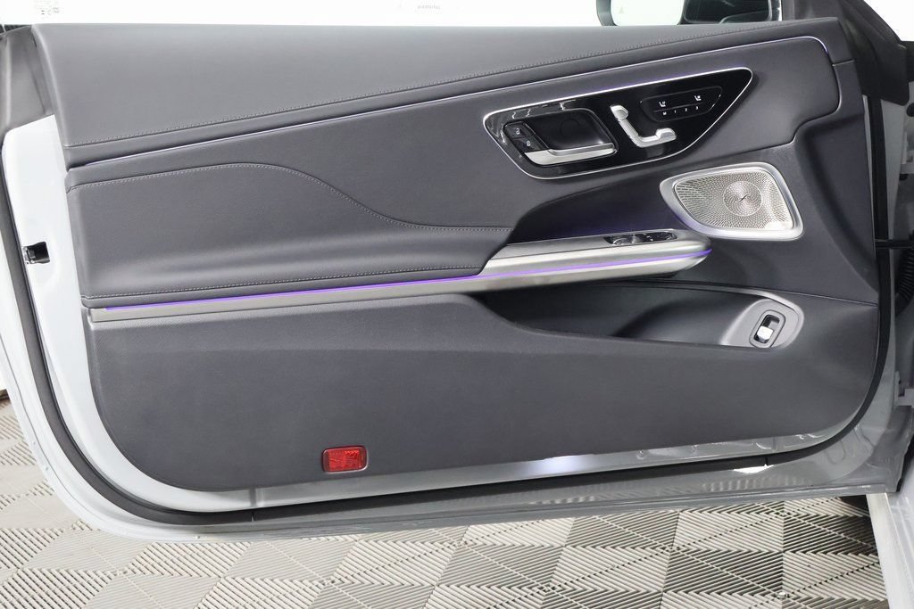 New 2026 Mercedes-Benz CLE 300 4MATIC Coupe image 7