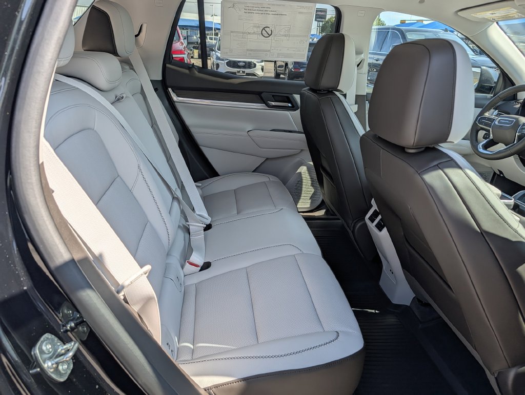 New 2027 GMC Terrain Denali w/ LPO, Floor Liner Package AWD/4WD image 28