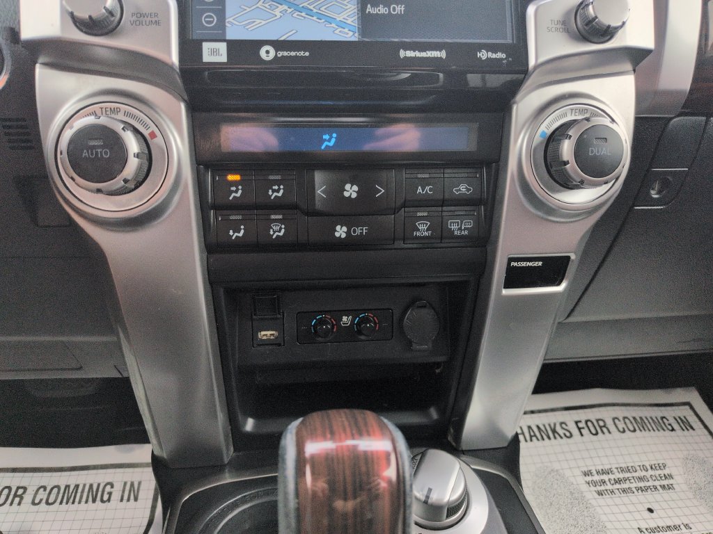Used 2022 Toyota 4Runner Limited AWD/4WD image 18