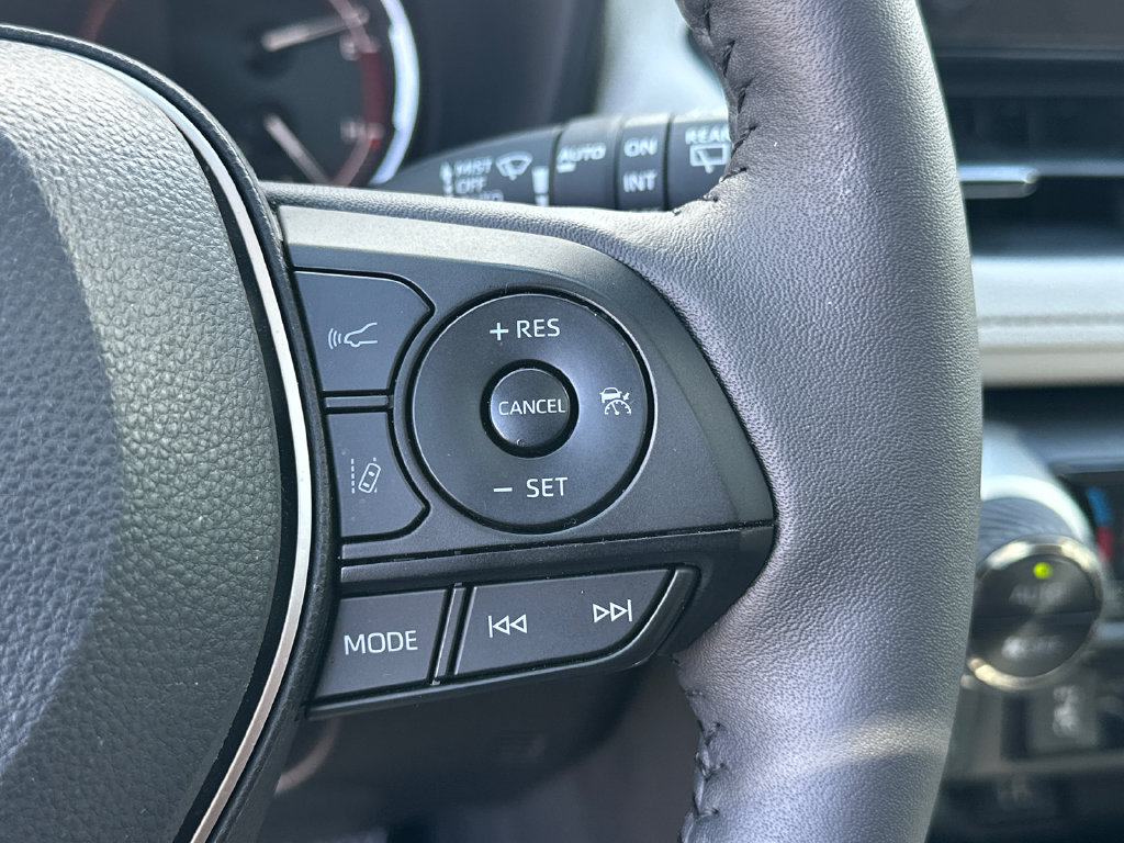 Used 2025 Toyota RAV4 XLE Premium w/ Weather Package FWD image 27
