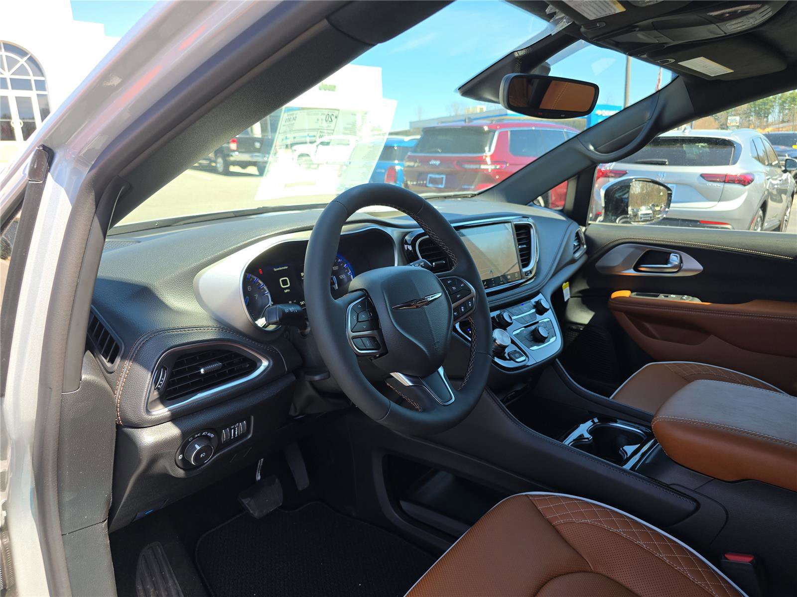 New 2026 Chrysler Pacifica Pinnacle image 23