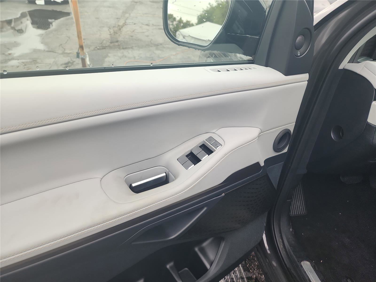 New 2026 Lincoln Navigator L Black Label w/ Black Label Special Edition image 12