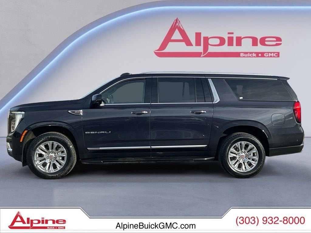 Used 2025 GMC Yukon XL Denali image 2