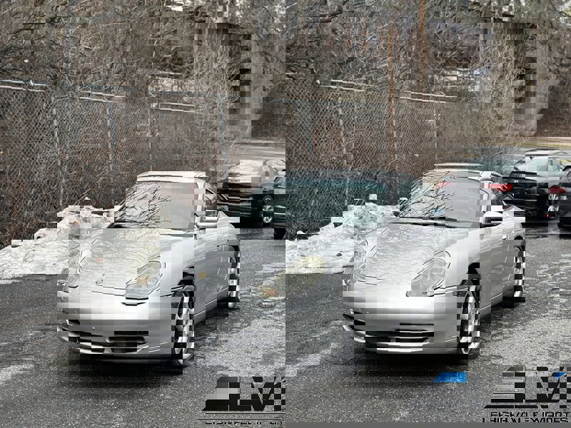 Used 2001 Porsche 911 Carrera 4 image 3