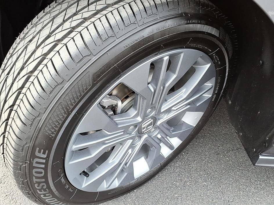 Used 2026 Honda Odyssey Touring image 10