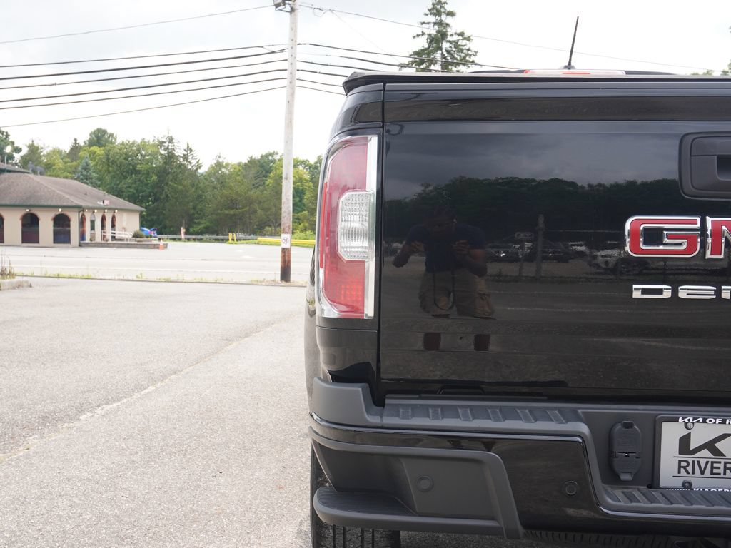 Used 2022 GMC Canyon Denali AWD/4WD image 13