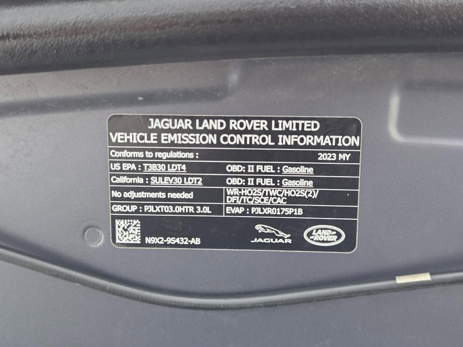 Used 2023 Land Rover Range Rover Sport SE AWD/4WD image 28