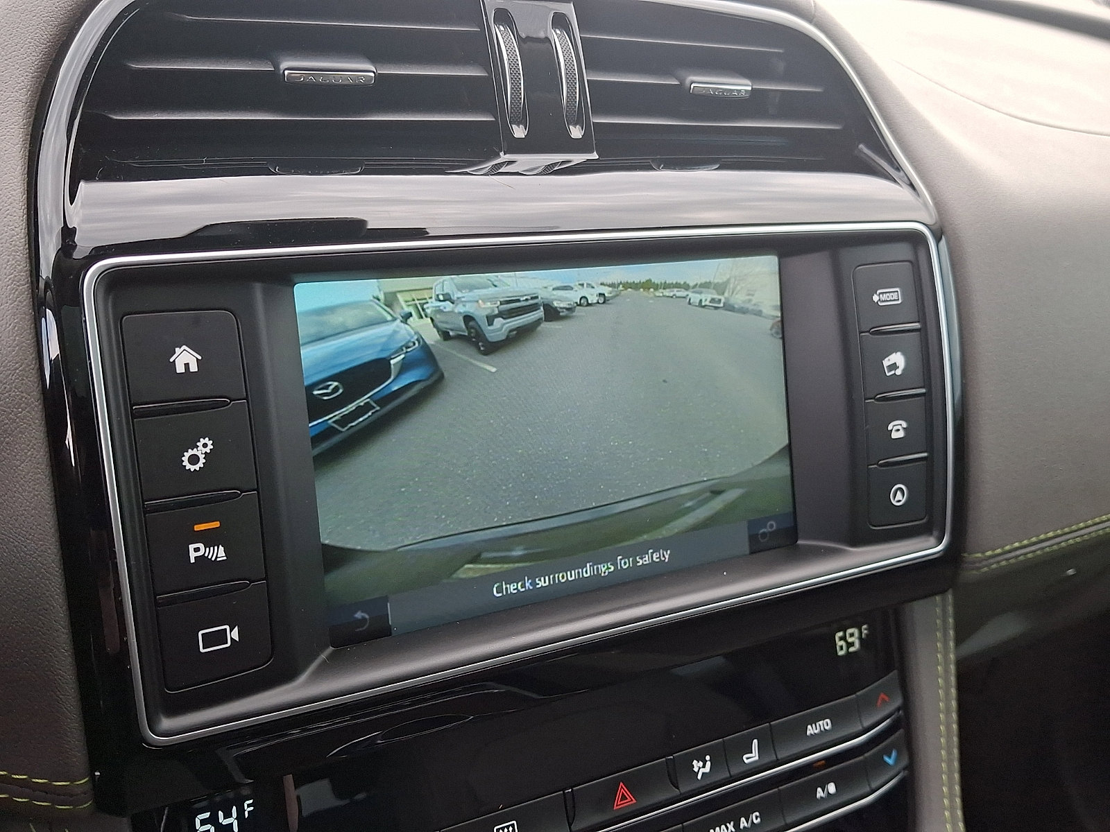 Used 2018 Jaguar F-PACE R-Sport image 18