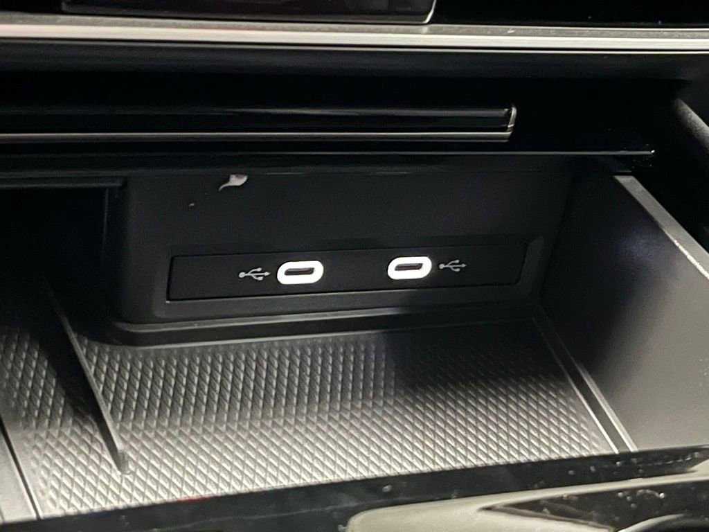 New 2026 Volkswagen Atlas SE image 13