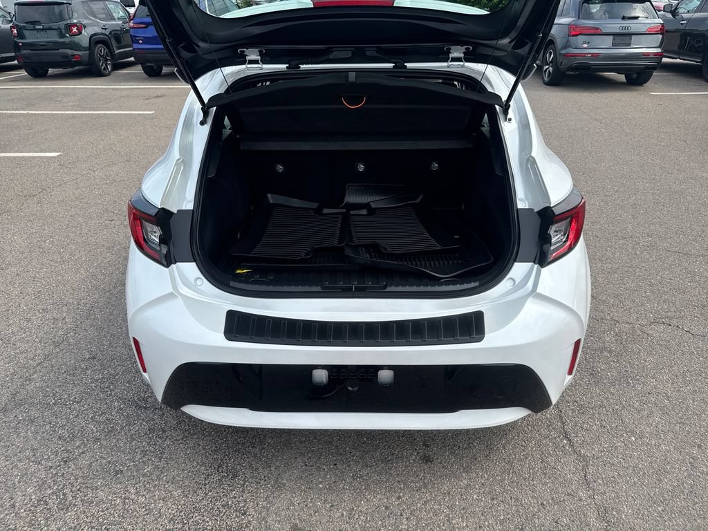 Used 2025 Toyota Corolla Hatchback FWD image 7