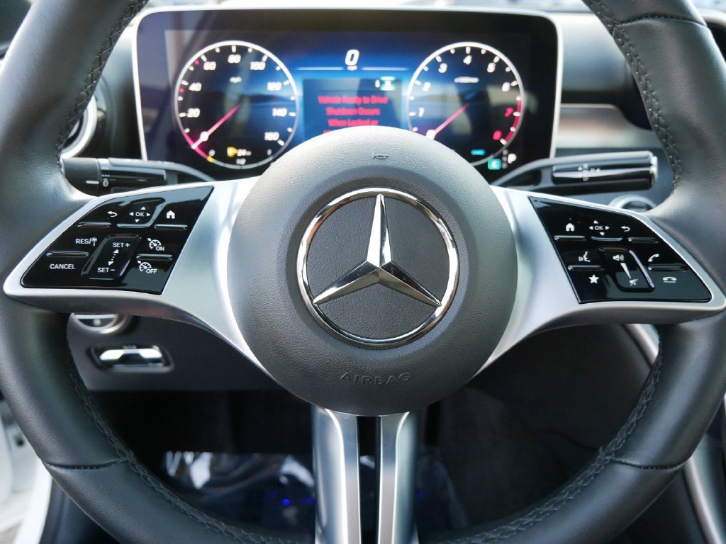 Used 2025 Mercedes-Benz C 300 4MATIC Sedan image 19