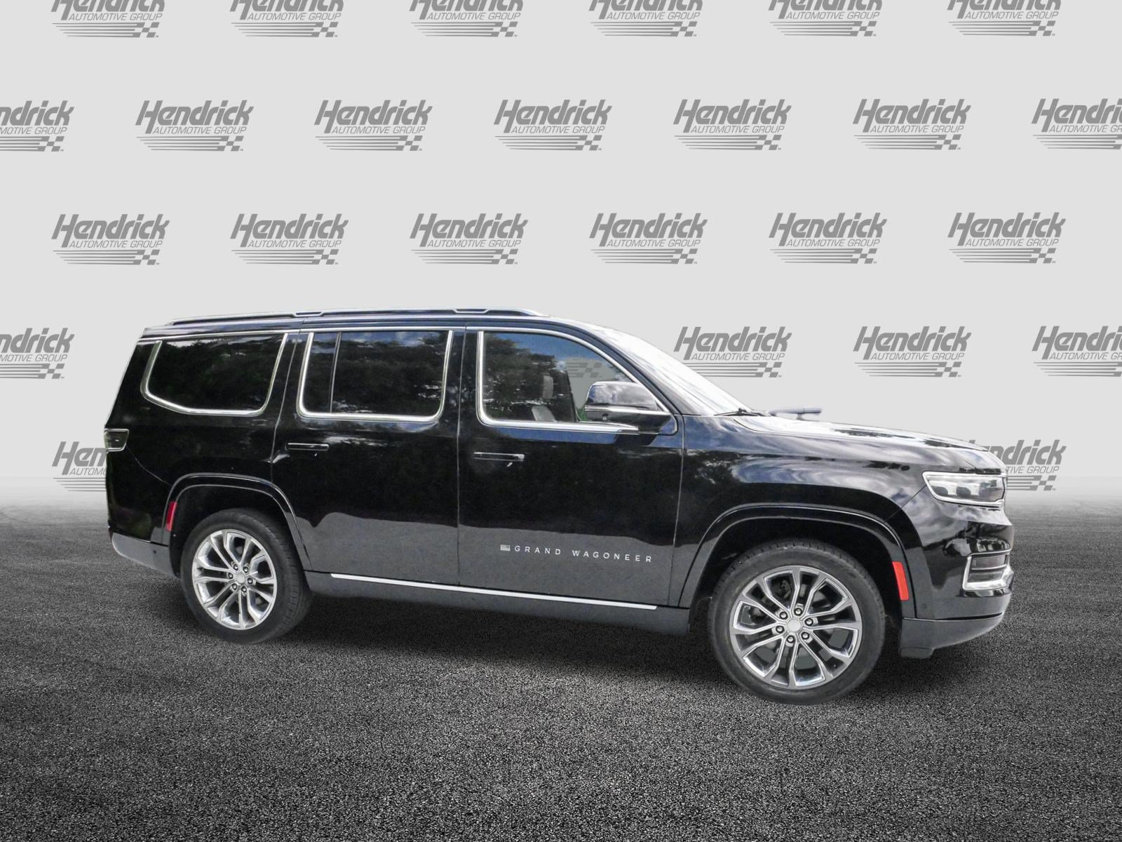Used 2023 Jeep Grand Wagoneer Series II w/ Flexible Seating Group AWD/4WD image 11