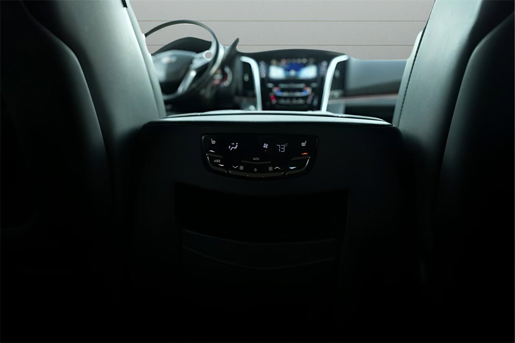 Used 2020 Cadillac Escalade ESV 4WD image 43
