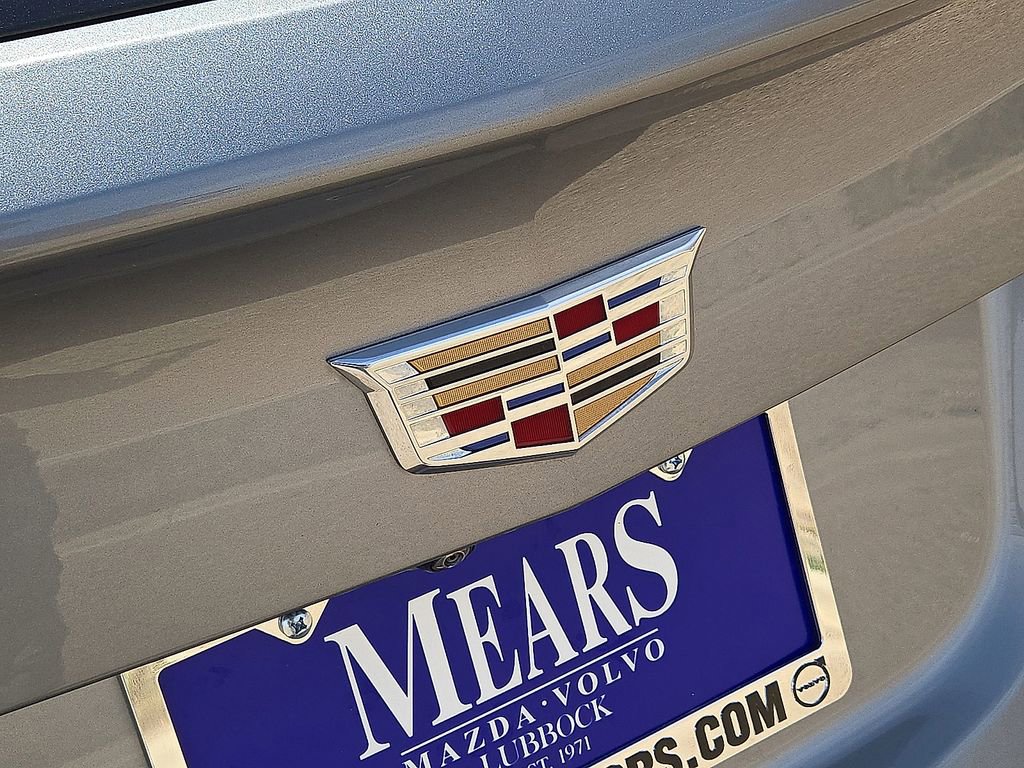 Used 2023 Cadillac XT4 Premium Luxury FWD image 12