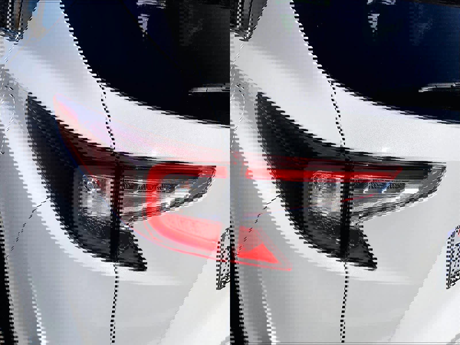 Used 2025 Acura RDX SH-AWD w/ Advance Package image 30