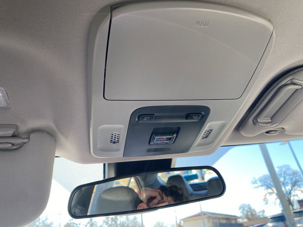 Used 2024 Toyota Camry SE w/ Cold Weather Package image 17