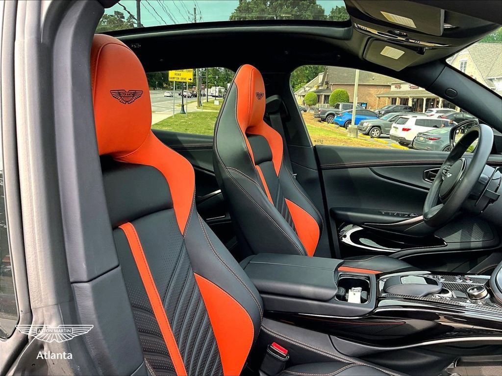 Used 2024 Aston Martin DBX 707 AWD/4WD image 9