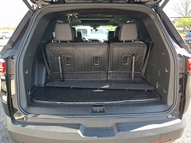 Used 2023 Chevrolet Traverse RS w/ LPO, Floor Liner Package AWD/4WD image 29
