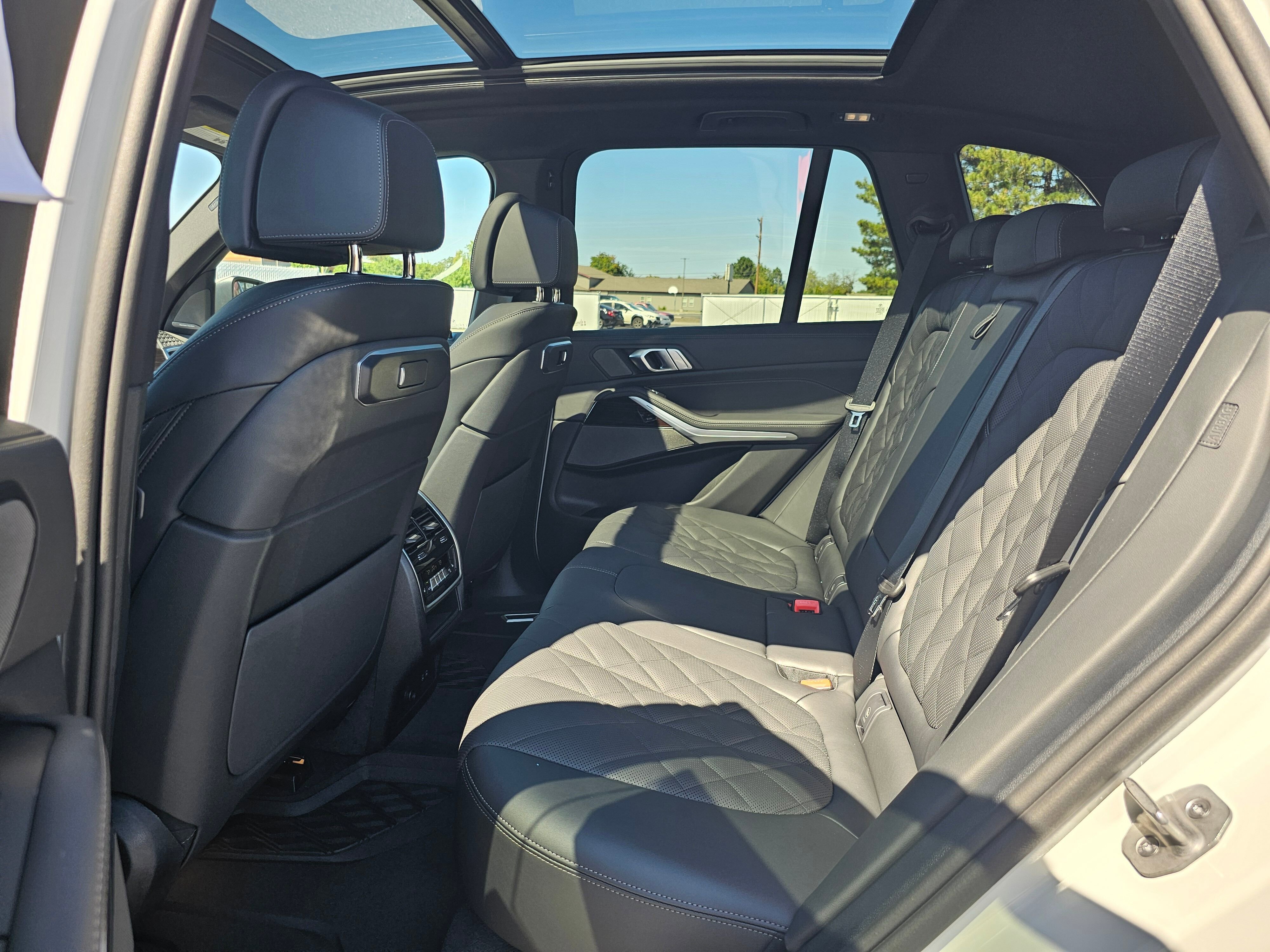 New 2026 BMW X5 xDrive50e image 13