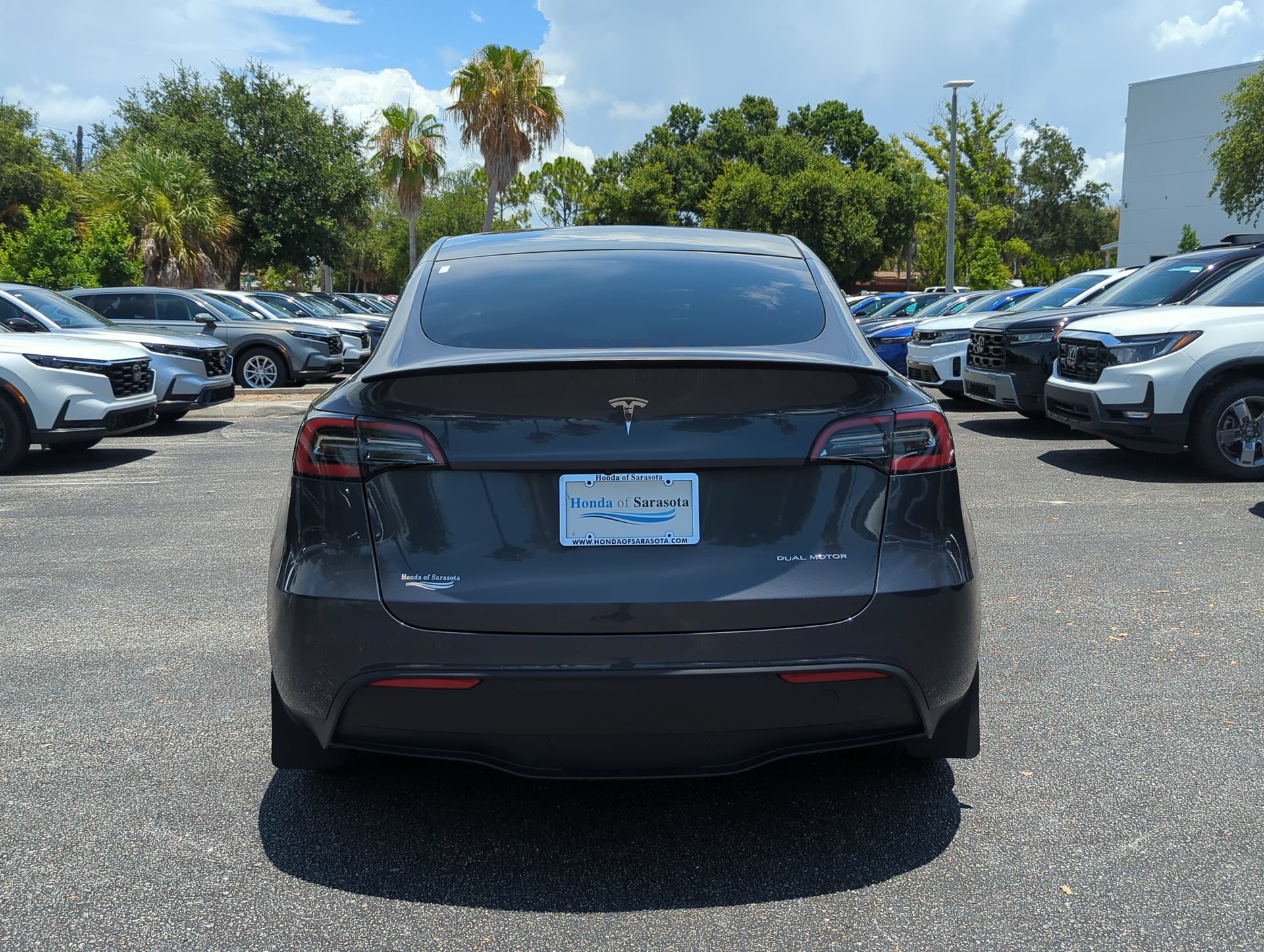Used 2023 Tesla Model Y Long Range AWD/4WD image 7