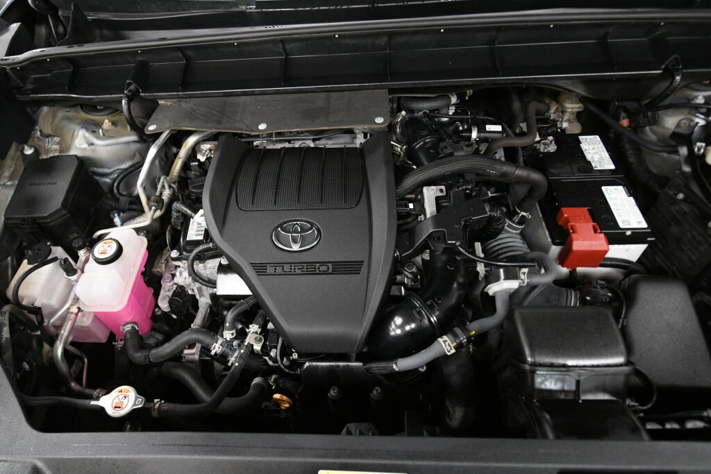 Used 2023 Toyota Highlander XLE AWD/4WD image 38