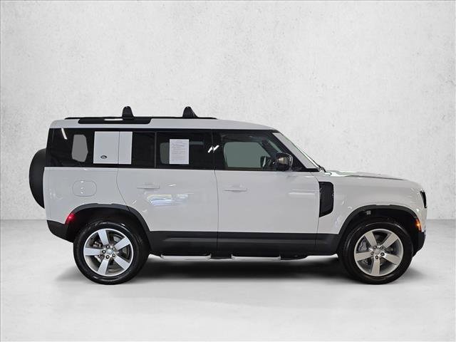 Used 2024 Land Rover Defender 110 S AWD/4WD image 4