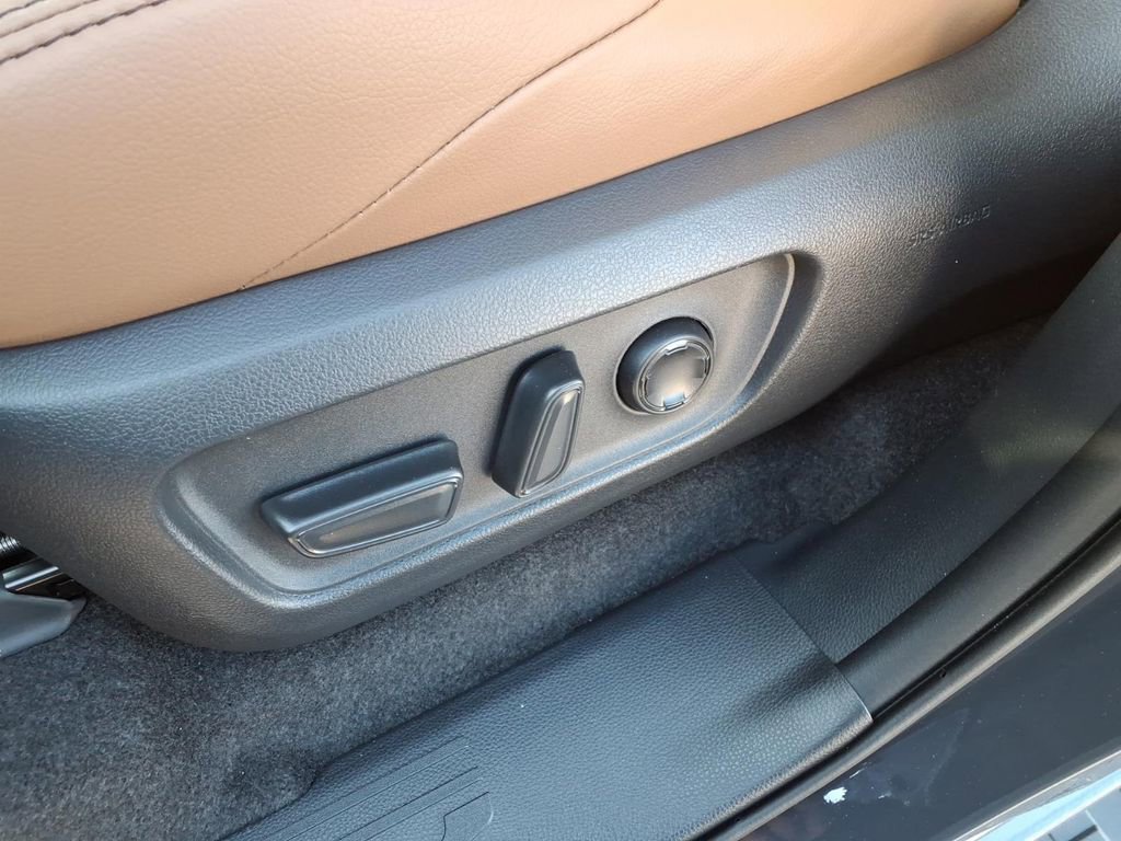 New 2026 Toyota 4Runner Limited image 12