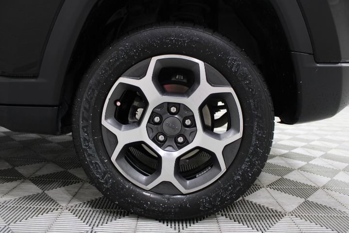 Used 2022 Jeep Compass Trailhawk w/ Trailhawk Convenience Group image 35