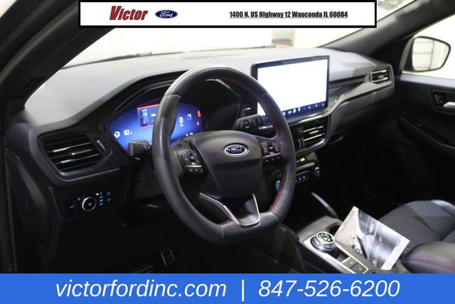 Used 2023 Ford Escape ST-Line Select w/ Tech Pack #2 image 5