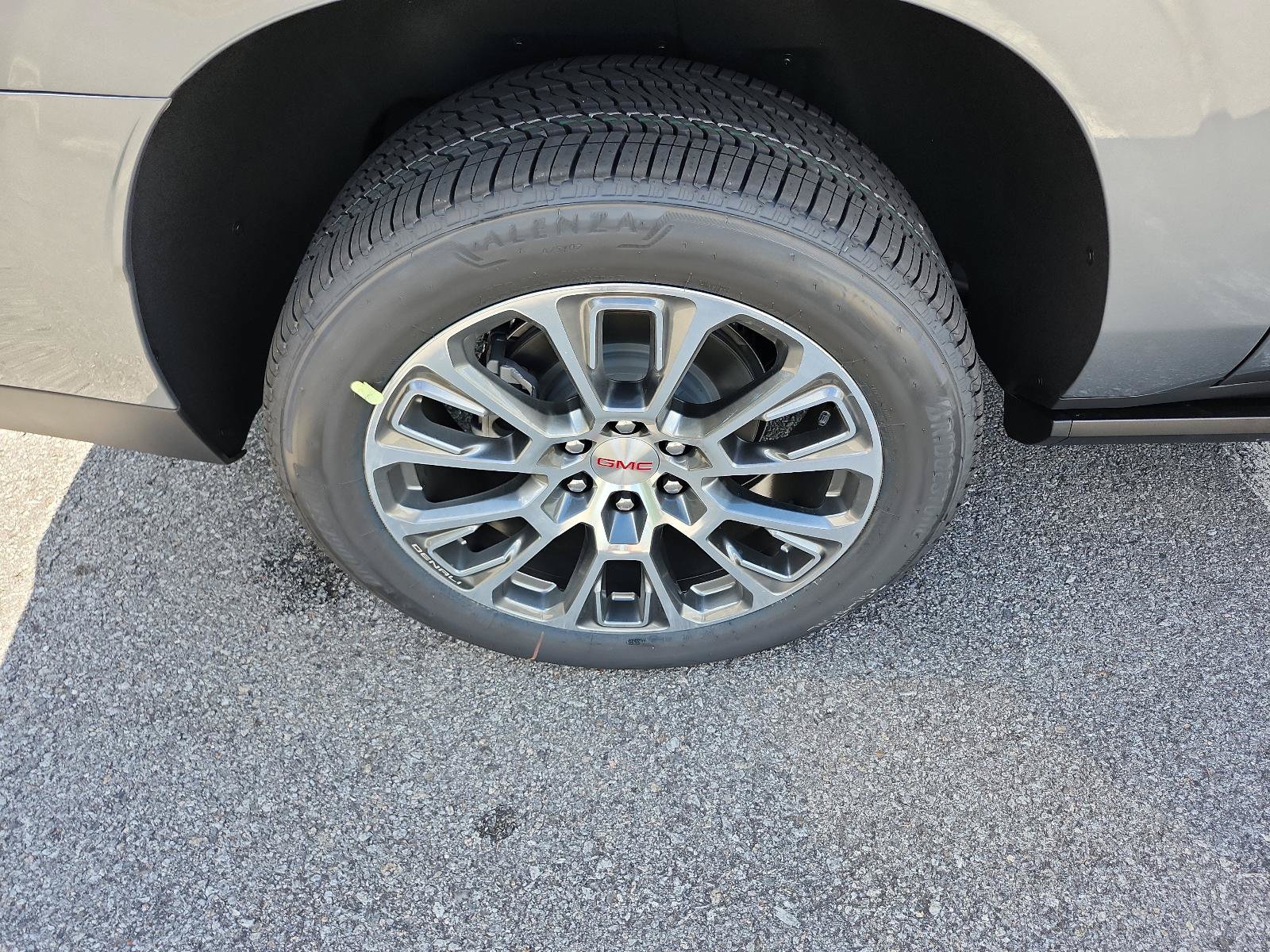 New 2026 GMC Yukon XL Denali AWD/4WD image 5