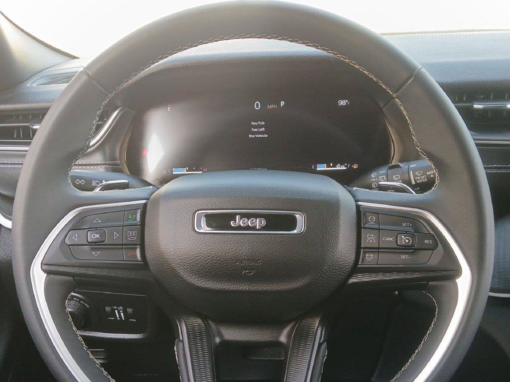 Used 2024 Jeep Grand Cherokee L Laredo AWD/4WD image 12