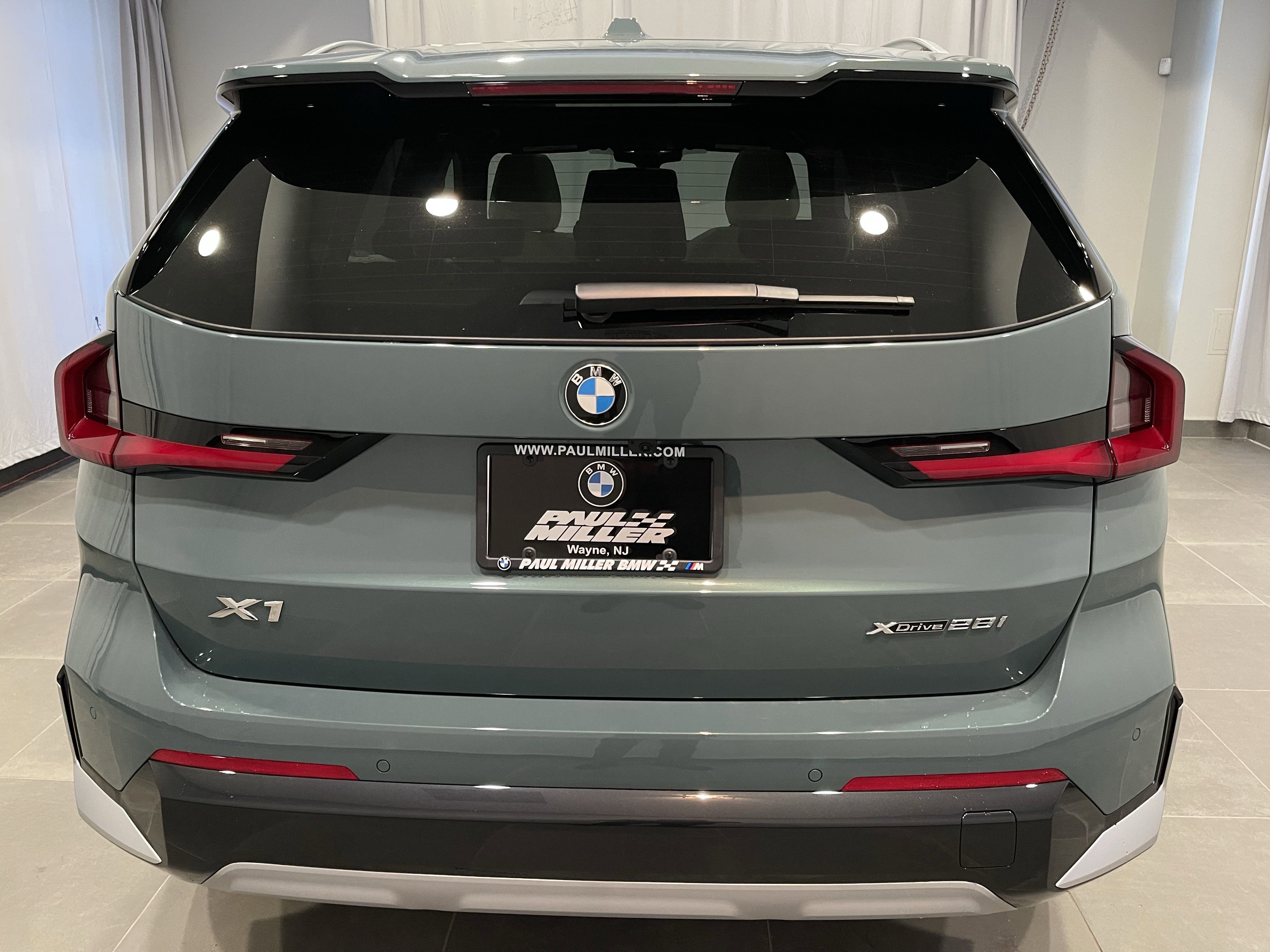 Used 2026 BMW X1 xDrive28i w/ Technology Package AWD/4WD image 5