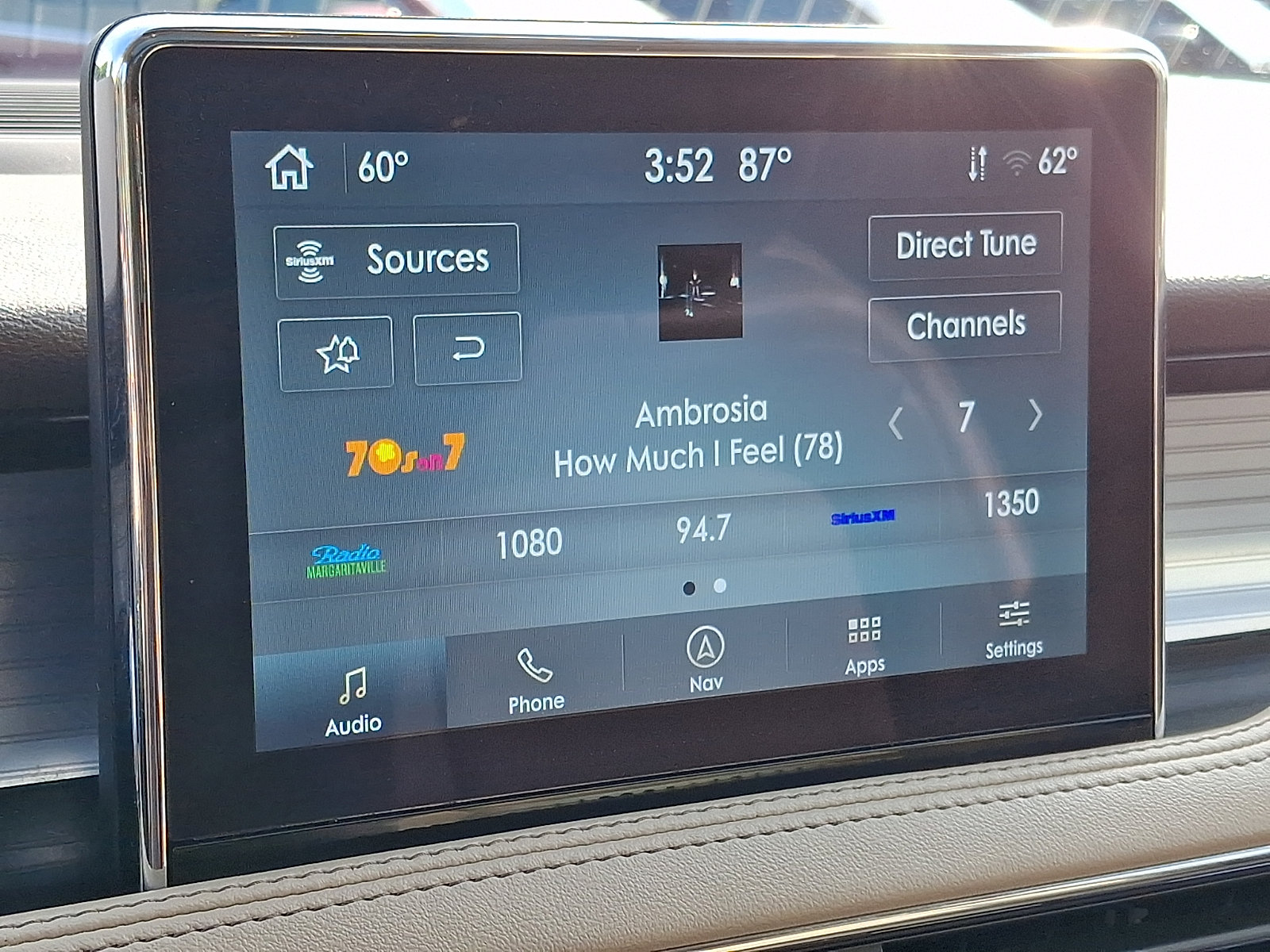 Used 2022 Lincoln Corsair AWD w/ Premium Package image 20