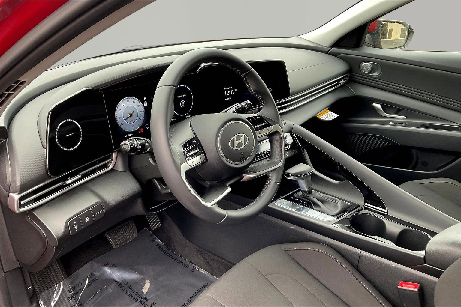 Certified 2025 Hyundai Elantra SEL FWD image 17