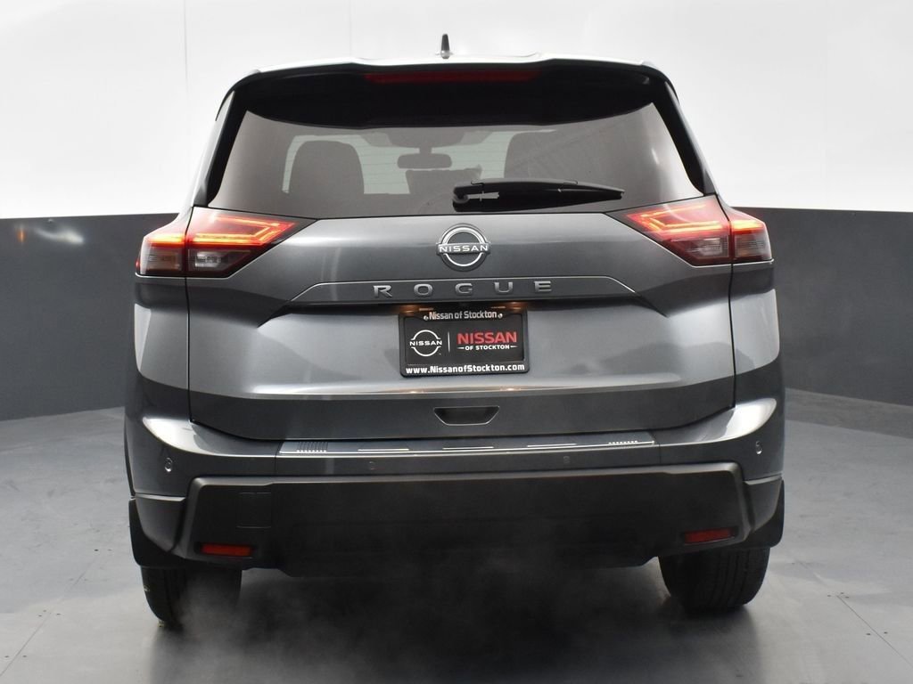 New 2026 Nissan Rogue SV image 7