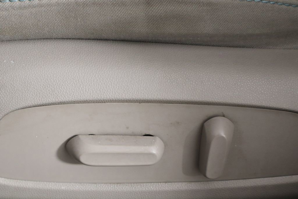 Used 2016 Chevrolet Cruze LT w/ Convenience Package image 24