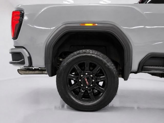 Used 2024 GMC Sierra 2500 AT4 w/ Technology Package AWD/4WD image 11