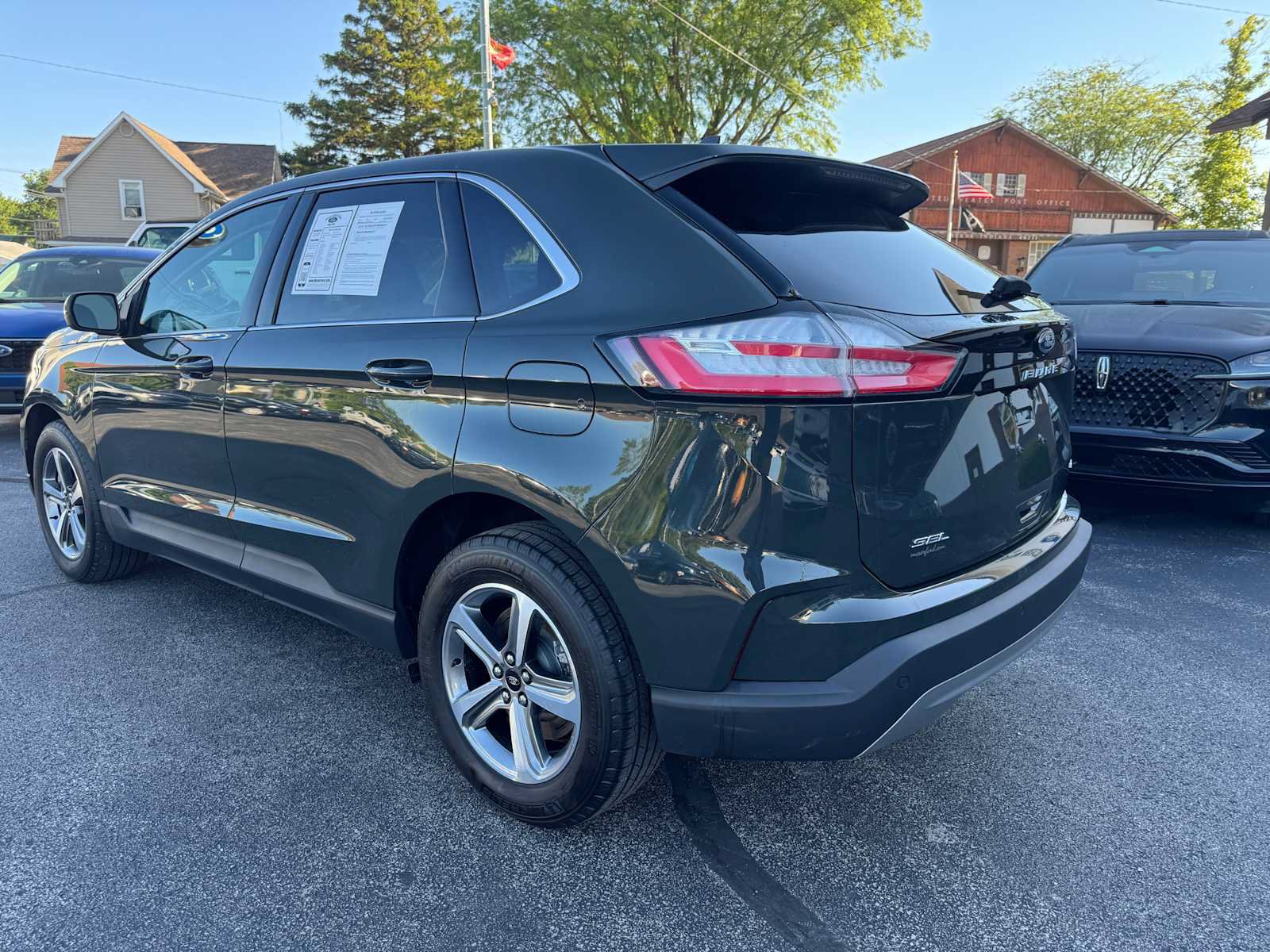 Used 2024 Ford Edge SEL w/ Convenience Package AWD/4WD image 11