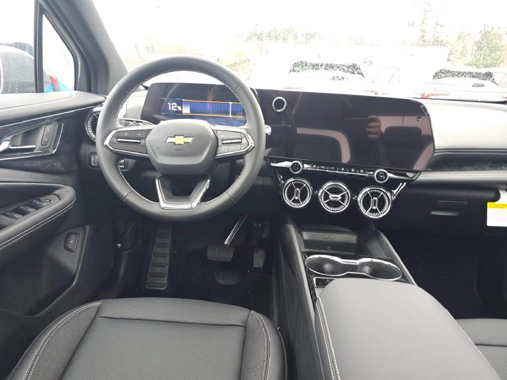 New 2026 Chevrolet Blazer EV LT AWD/4WD image 13