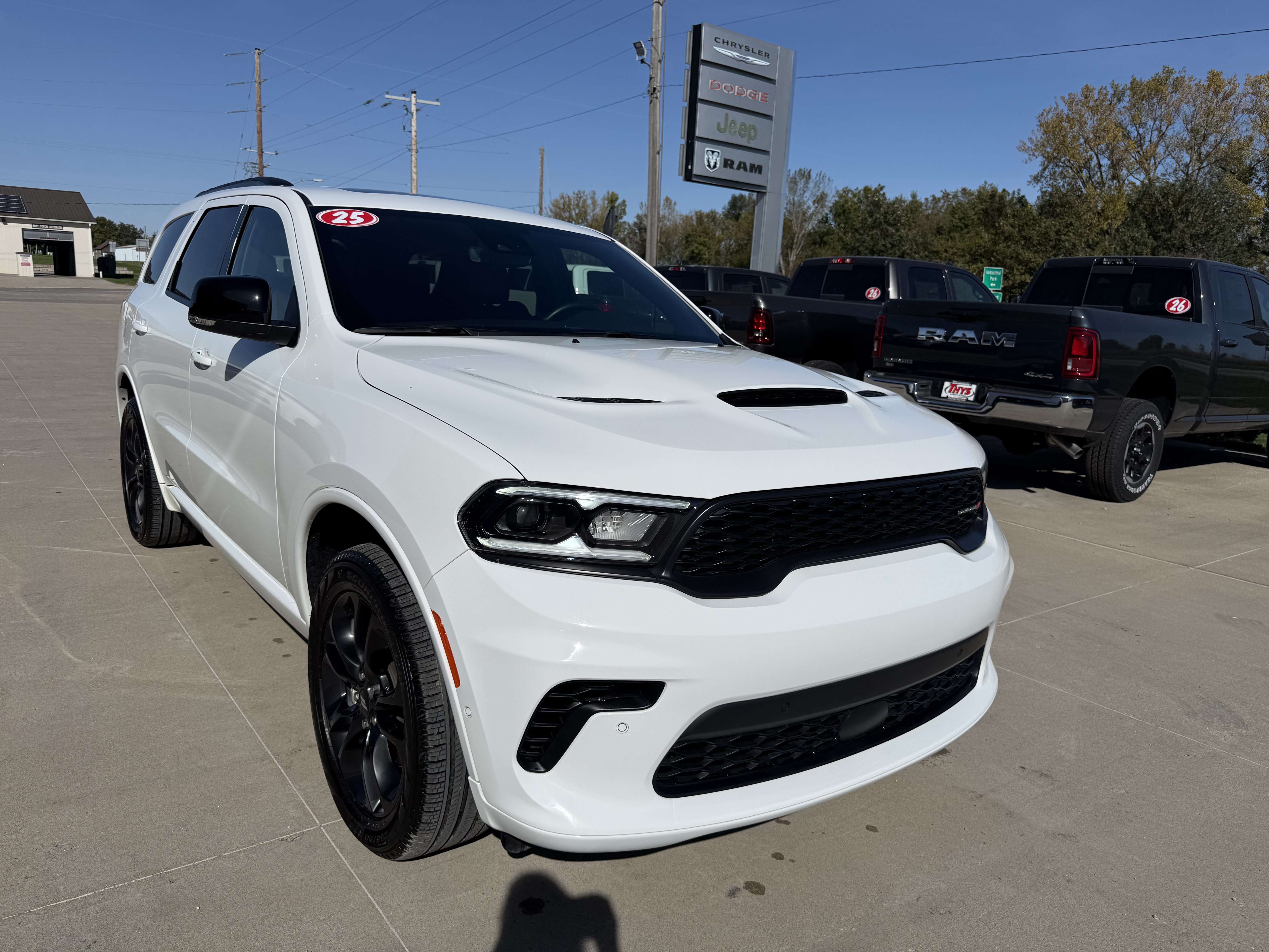 Used 2025 Dodge Durango GT AWD/4WD image 35