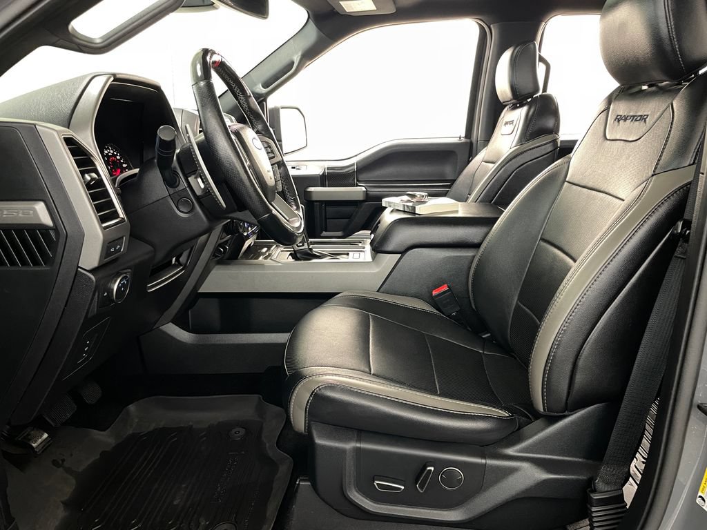 Used 2018 Ford F150 Raptor w/ Equipment Group 802A Luxury AWD/4WD image 8