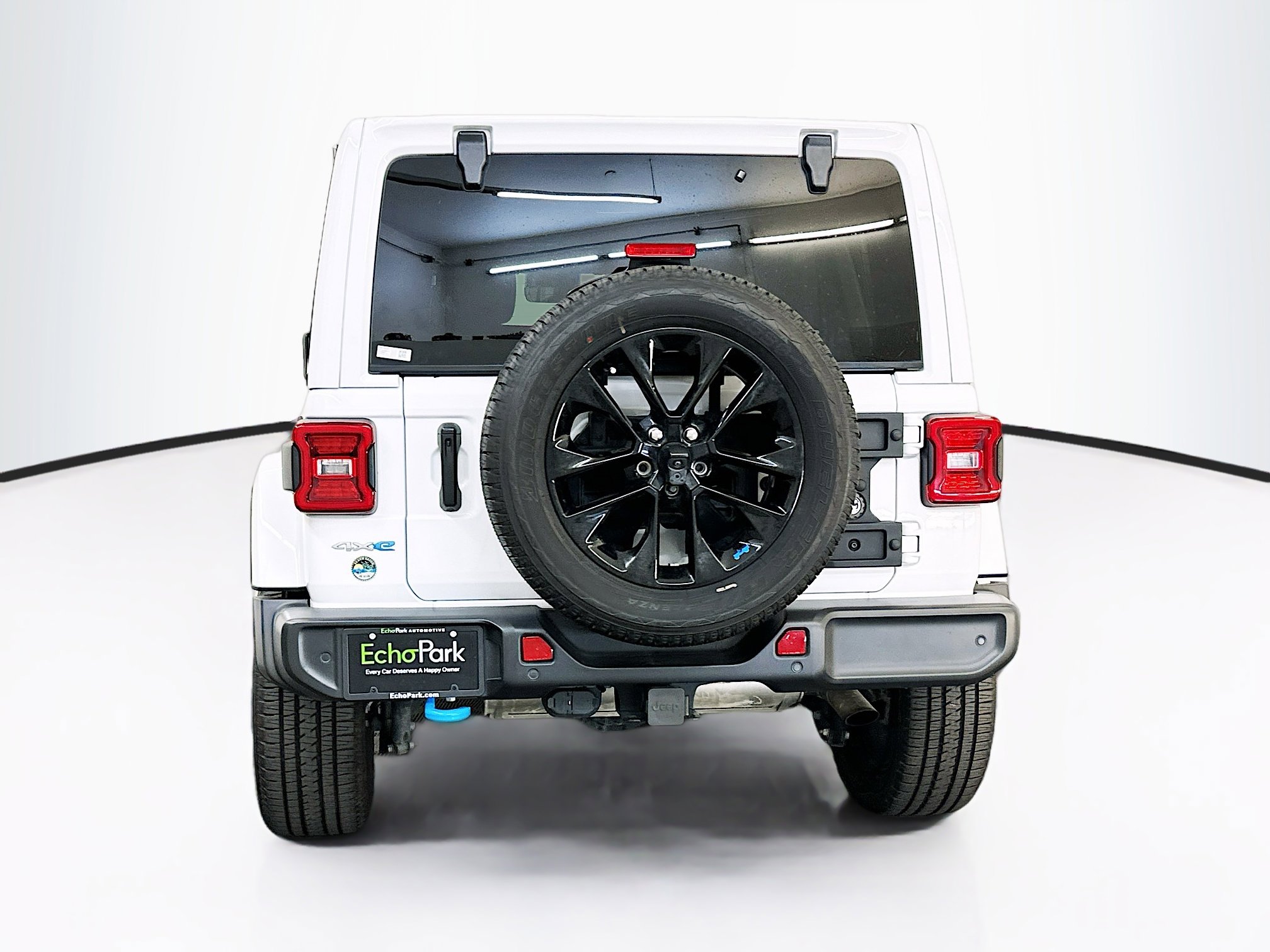 Used 2022 Jeep Wrangler Sahara w/ Safety Group image 7