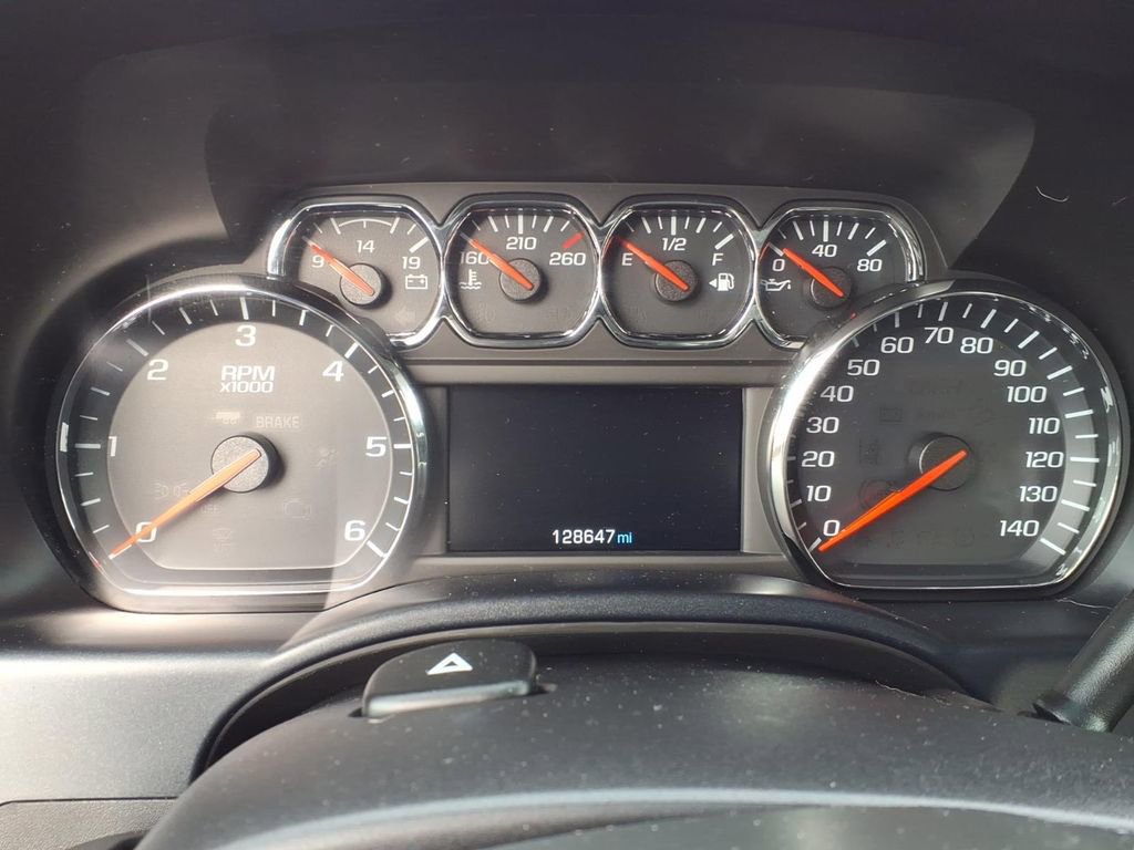 Used 2015 Chevrolet Silverado 2500 LTZ w/ LTZ Plus Package image 28