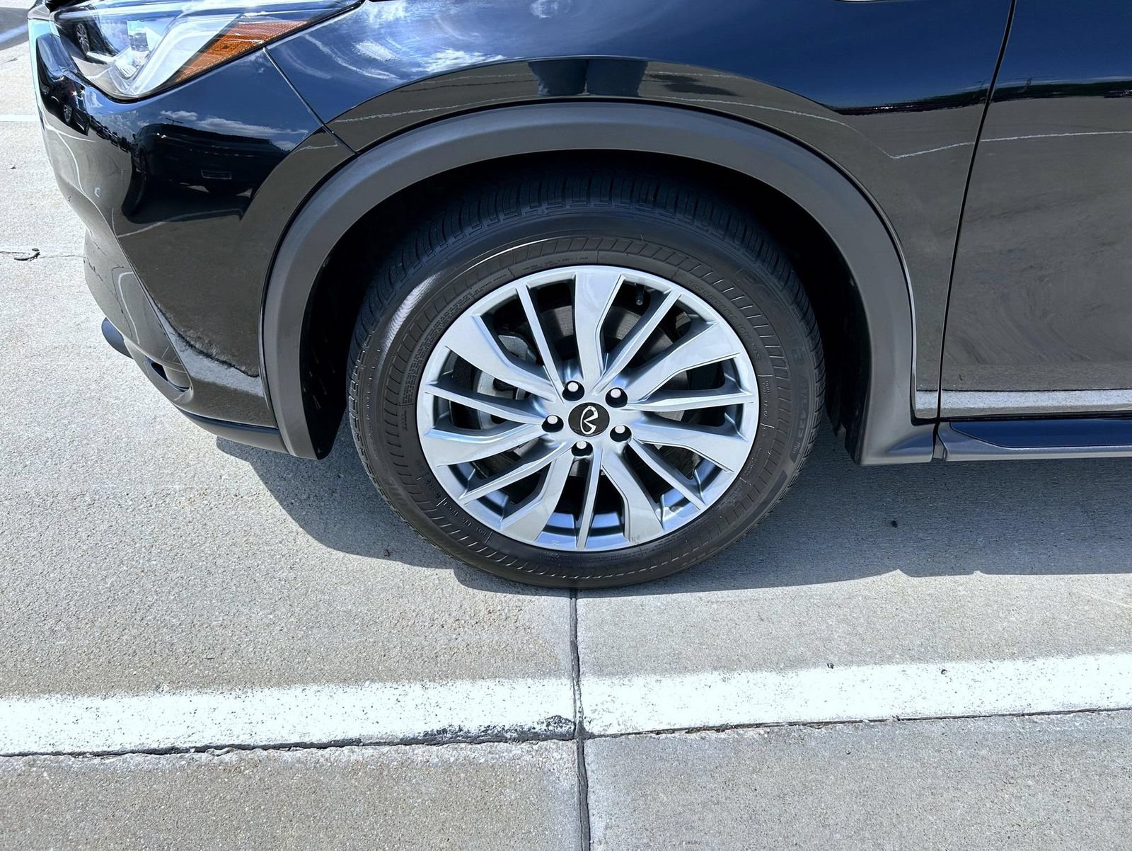 Certified 2025 INFINITI QX50 Luxe AWD/4WD image 22