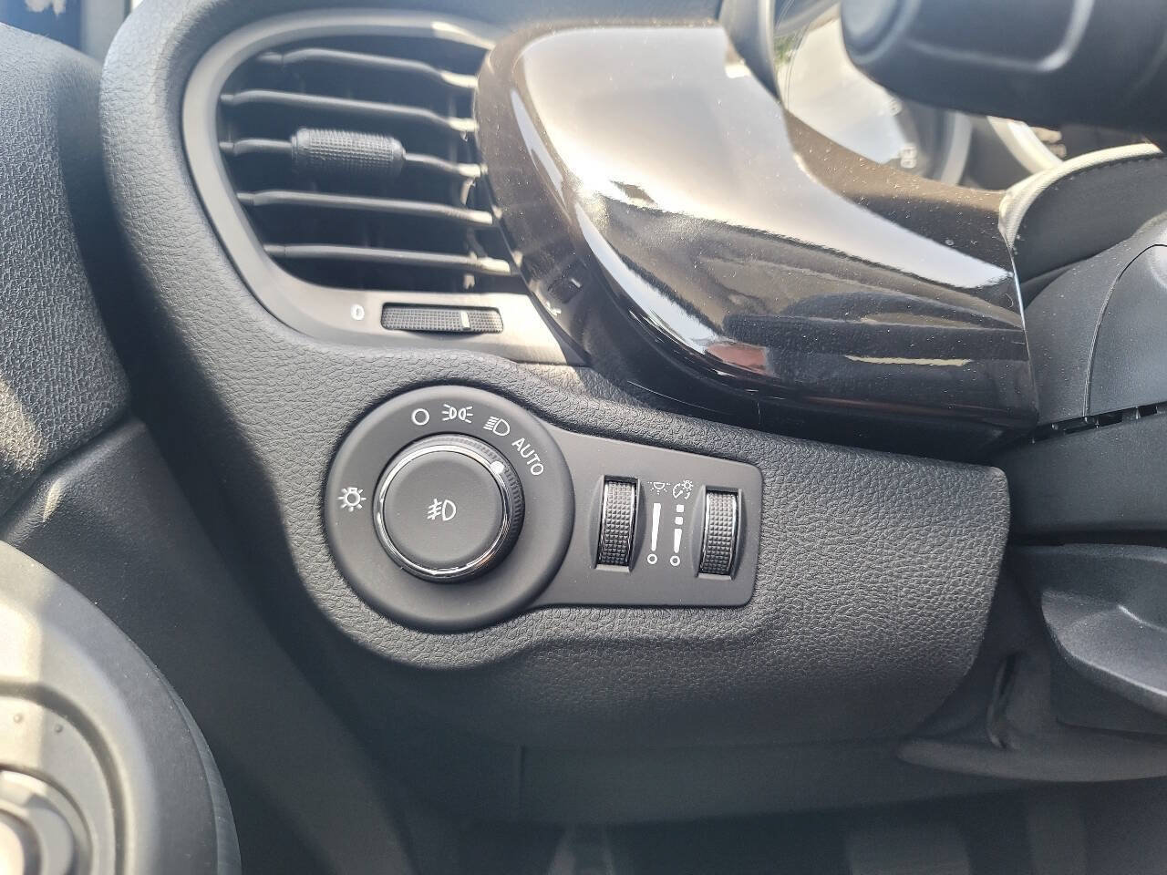 Used 2017 FIAT 500X Lounge w/ Lounge Premium Package (FWD) image 49