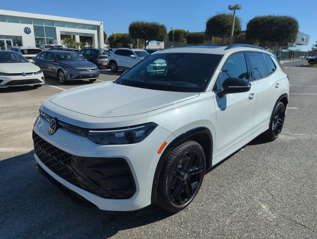 New 2026 Volkswagen Tiguan SE R-Line image 10