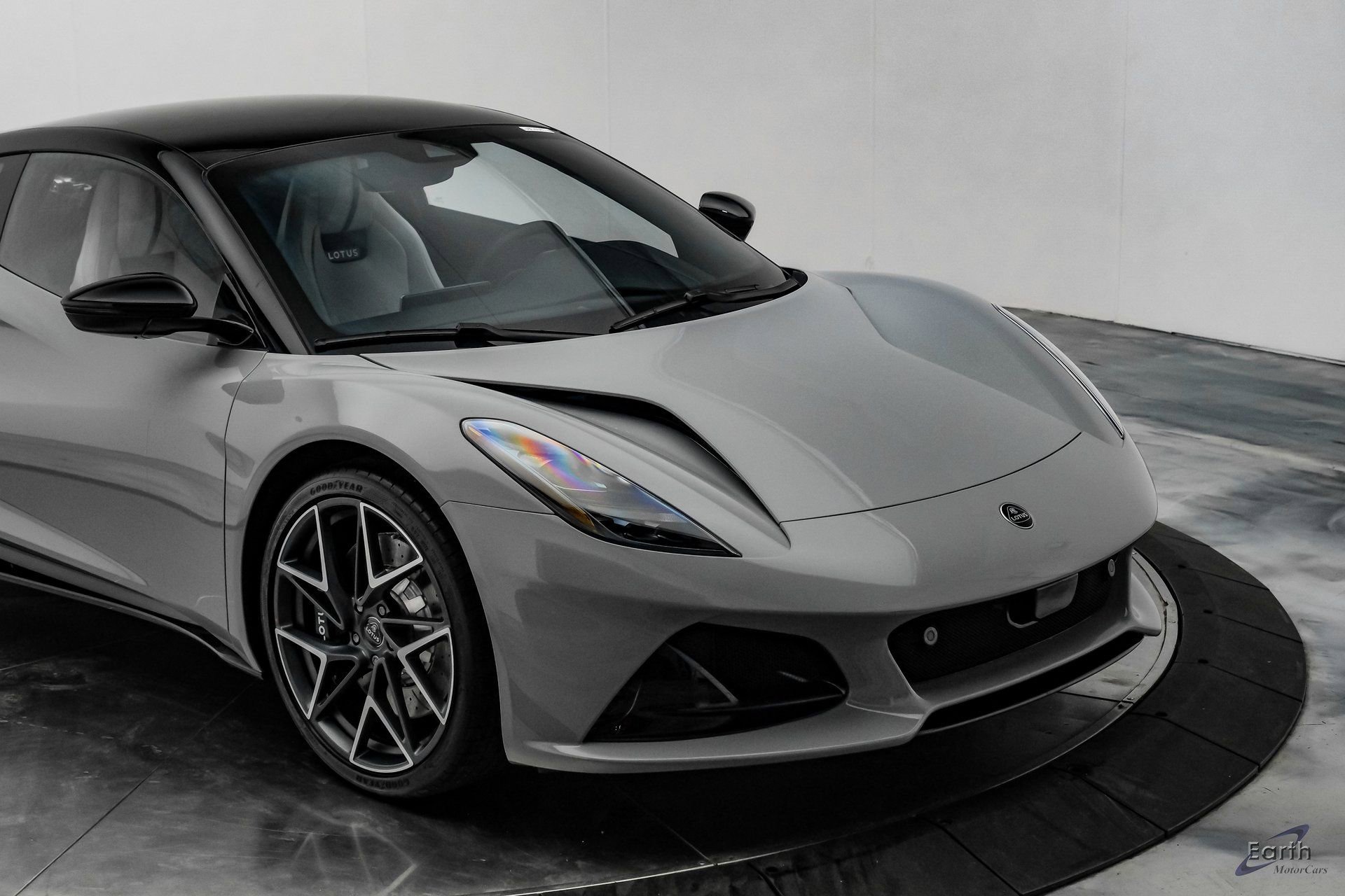 New 2026 Lotus Emira V6 SE Touring RWD image 29